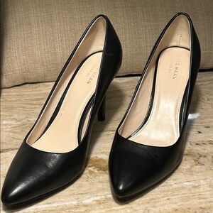 Cole Haan Grand 0’s Black Leather Heels, 8B
